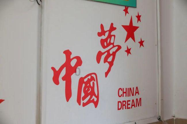 网球运动员营救